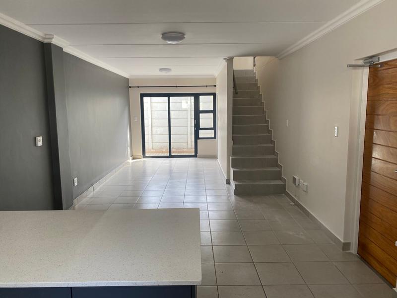 3 Bedroom Property for Sale in Silver Oaks Western Cape